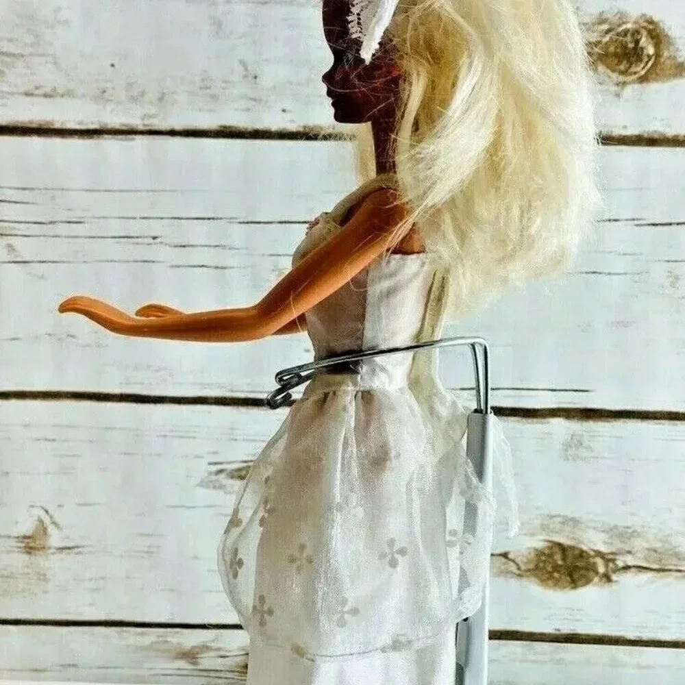 MATTEL BARBIE Doll Long Blonde Hair 12